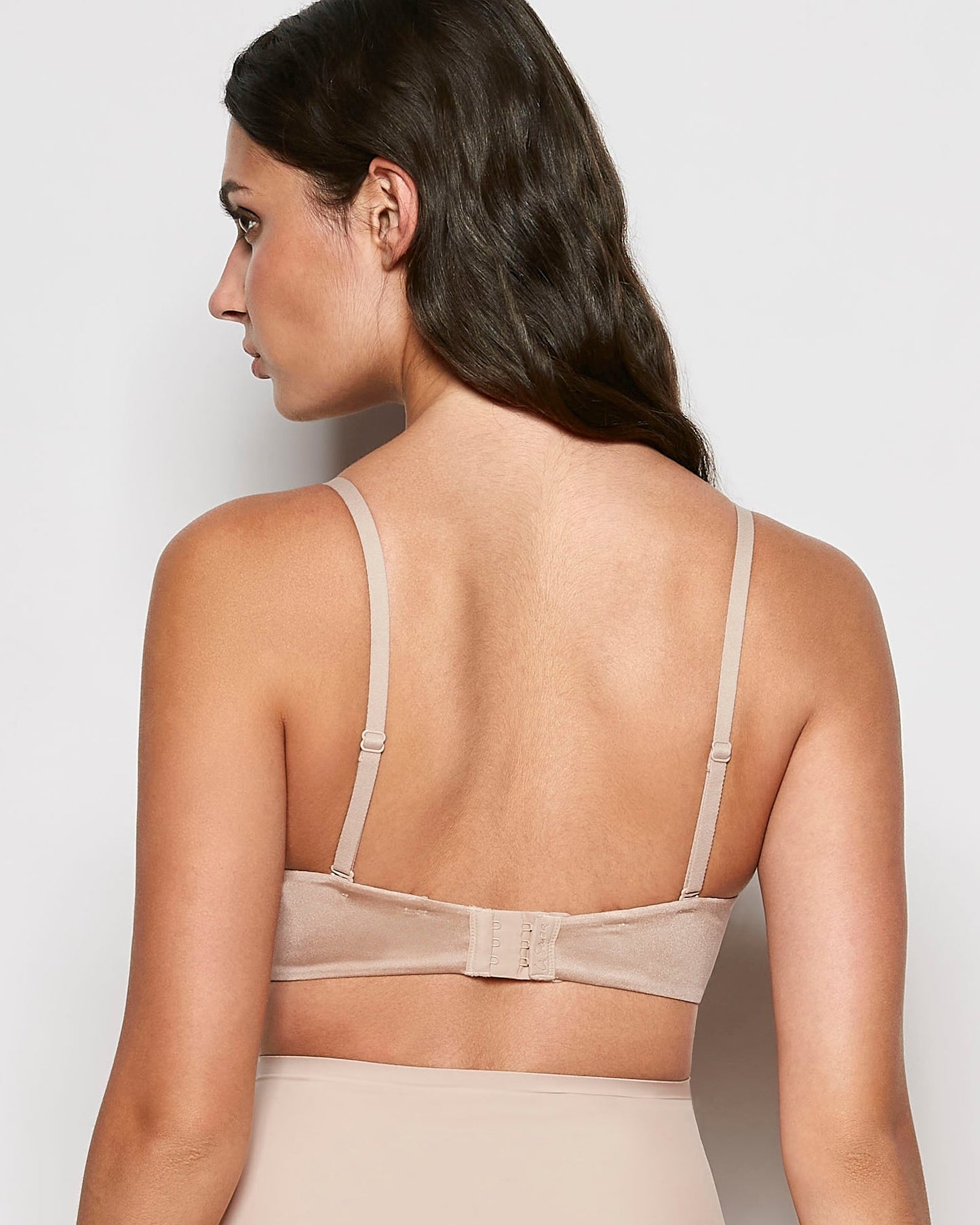 Strapless Push Up Bra in Rosetan
