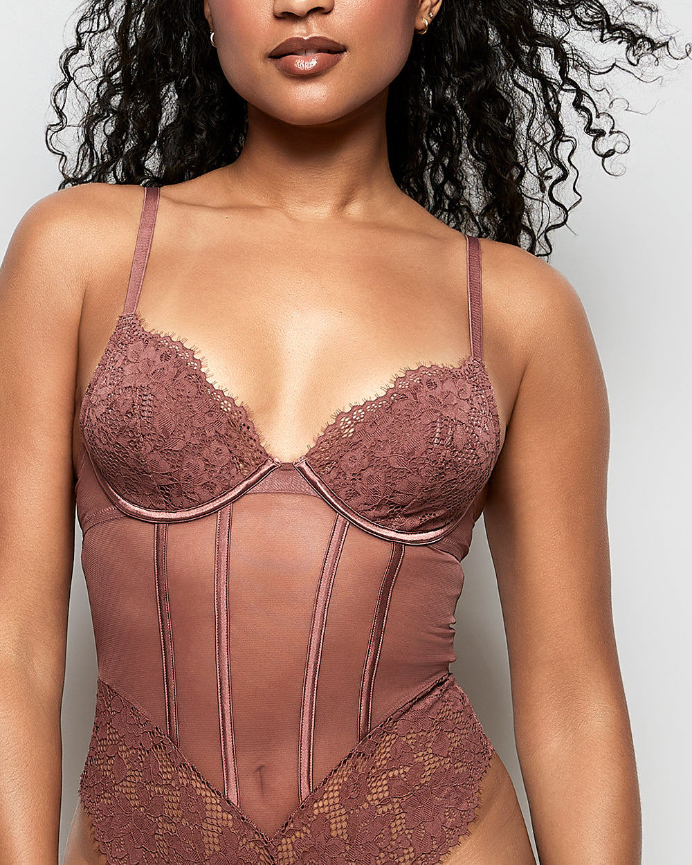 Lightly Lined Lace Bodysuit in Dusty Cedar