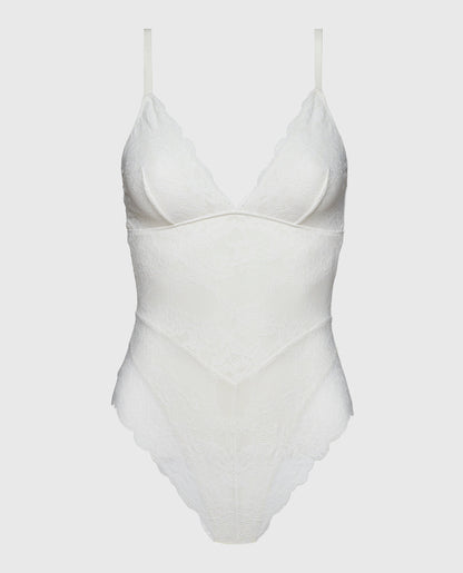 Smoothing Lace Bodysuit in White