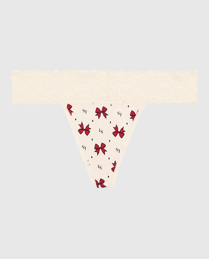 Thong Panty with Lace Trim in Bow to the Queen