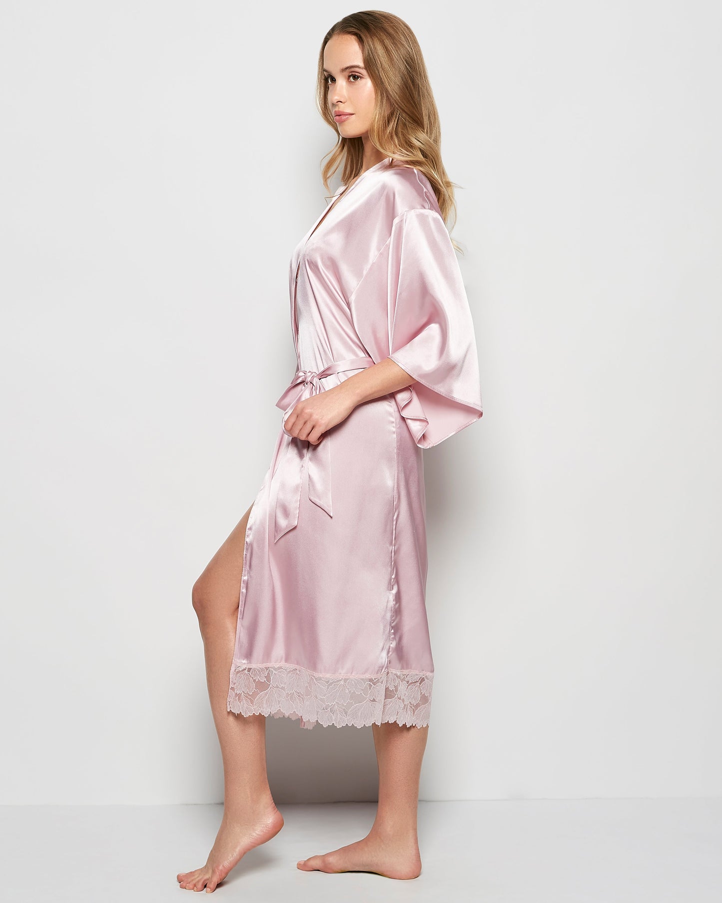 Satin Mid Length Robe with Lace in Iced Lilac